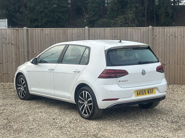 Used Volkswagen Golf 2020 for sale - 76132075: Photo 3
