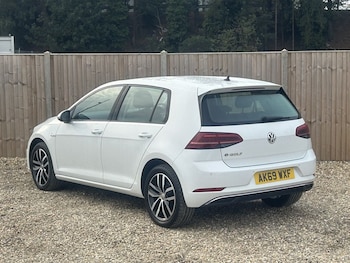 Used Volkswagen Golf 2020 for sale - 76132075: Photo 3