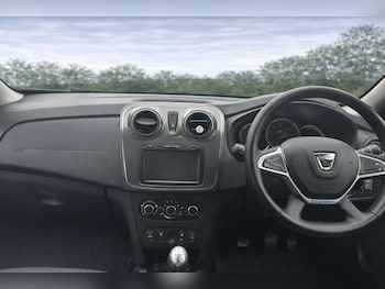 Used Dacia Sandero Stepway 2018 for sale - 78240770: Photo