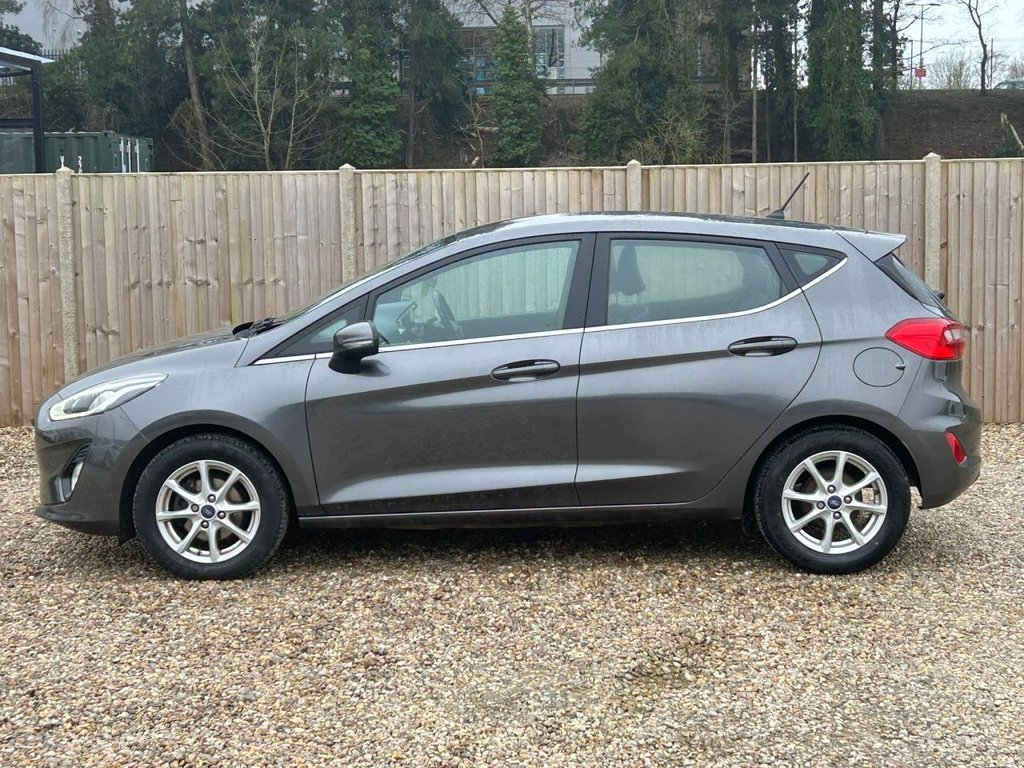 Used Ford Fiesta 2017 for sale - 77798232: Photo 2