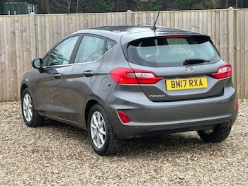 Used Ford Fiesta 2017 for sale - 77798232: Photo