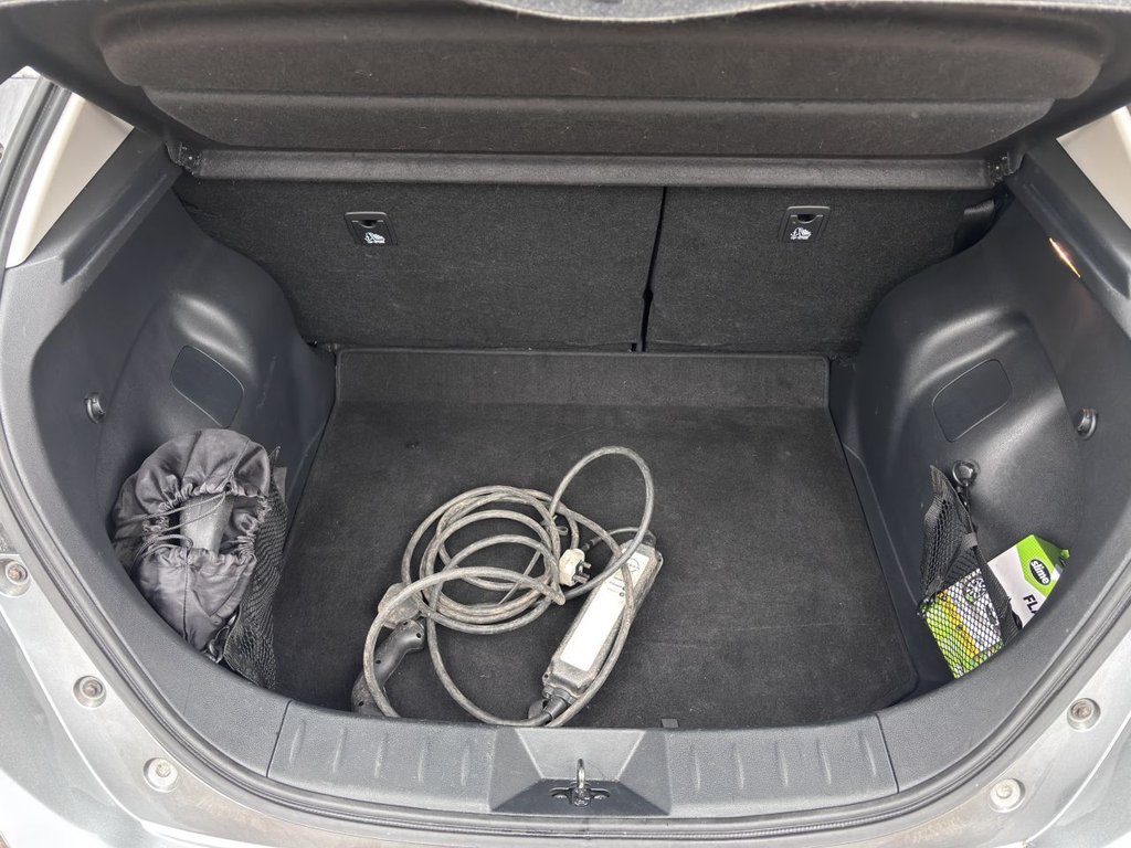 Used Nissan Leaf 2022 for sale - 77770978: Photo 9