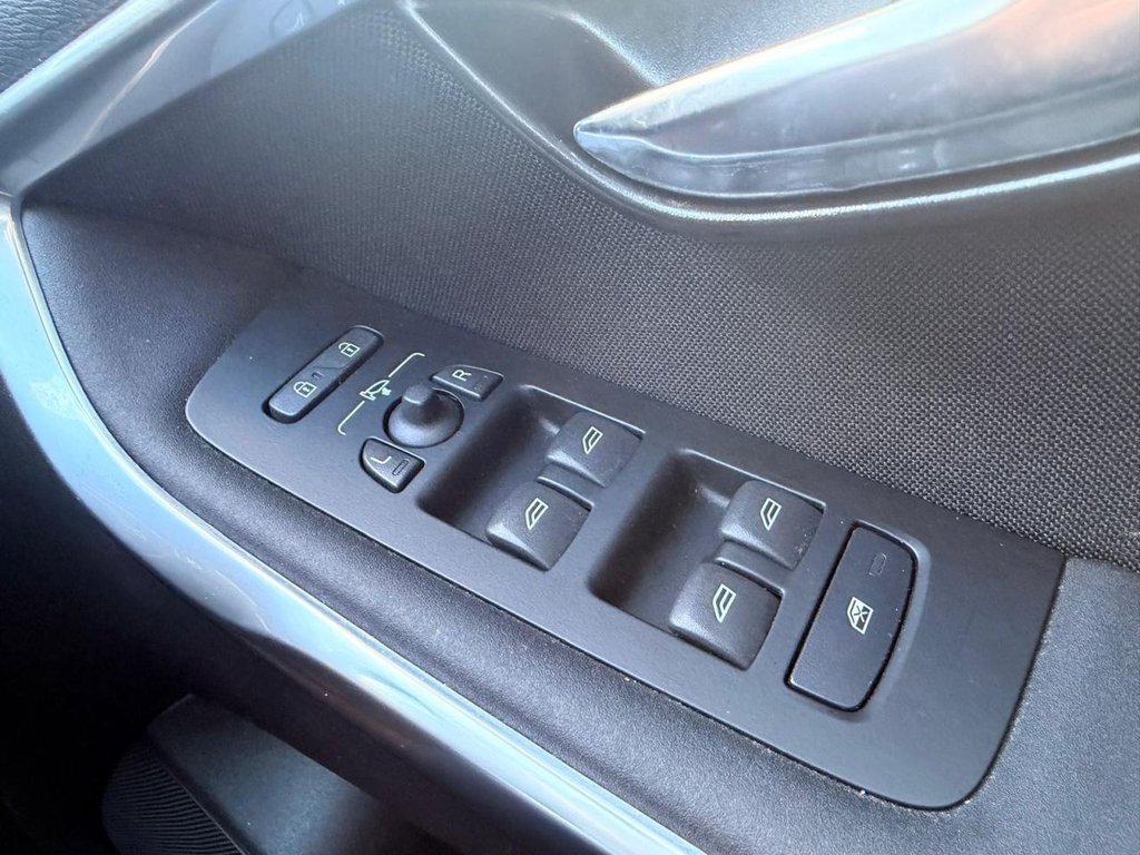 Used Volvo V40 2017 for sale - 76604450: Photo 12