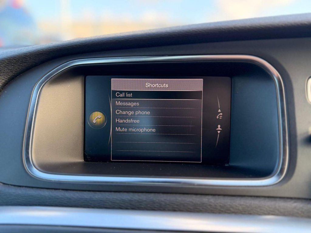 Used Volvo V40 2017 for sale - 76604450: Photo 18