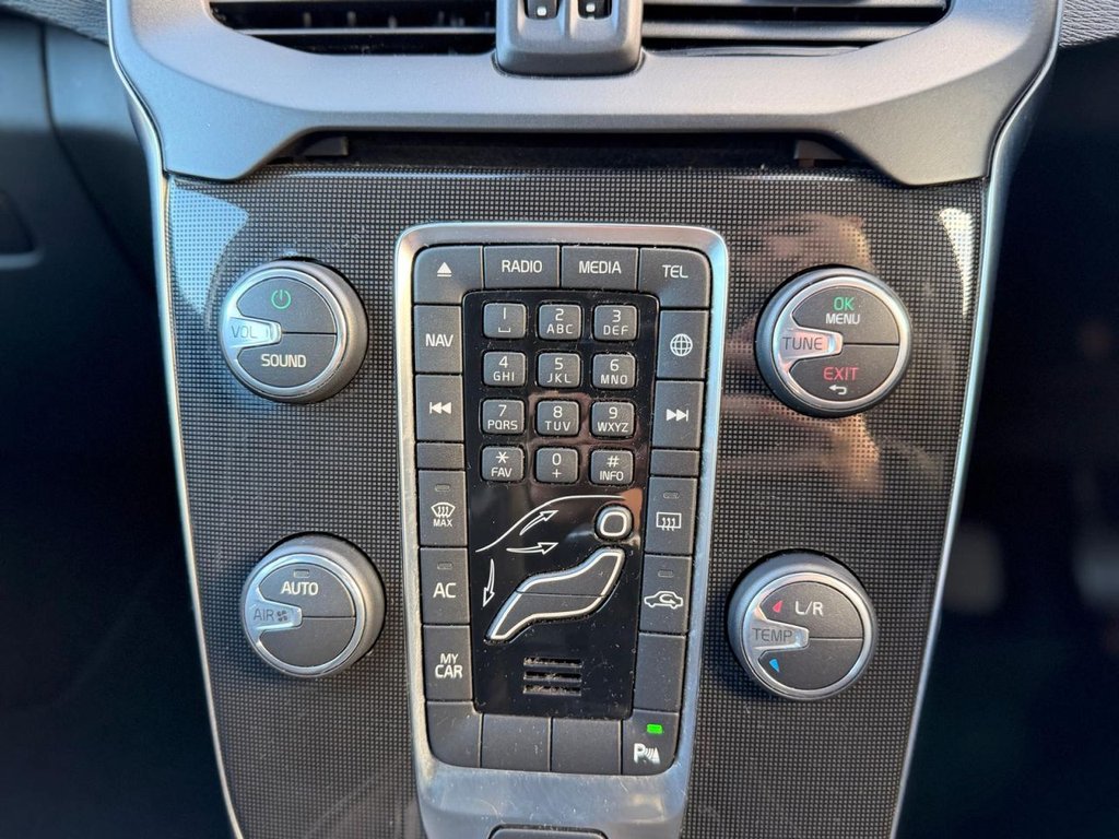 Used Volvo V40 2017 for sale - 76604450: Photo 20