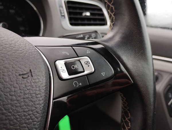 Used Volkswagen Polo 2015 for sale - 76162734: Photo 17