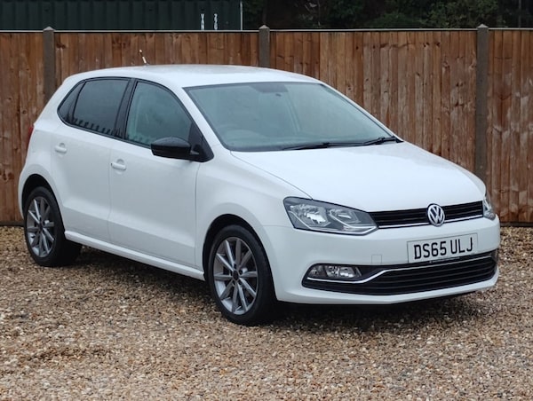 Used Volkswagen Polo 2015 for sale - 76162734: Photo 7