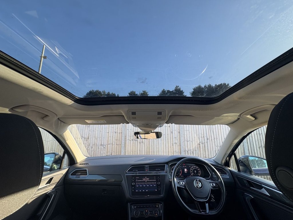 Used Volkswagen Tiguan 2017 for sale - 76029341: Photo 12