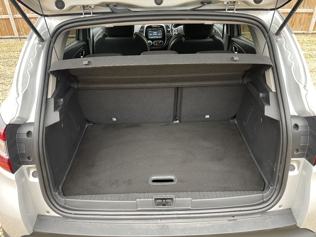 Used Renault Captur 2018 for sale - 76080552: Photo 11