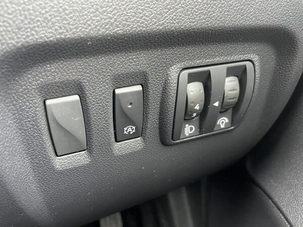 Used Renault Captur 2018 for sale - 76080552: Photo 21