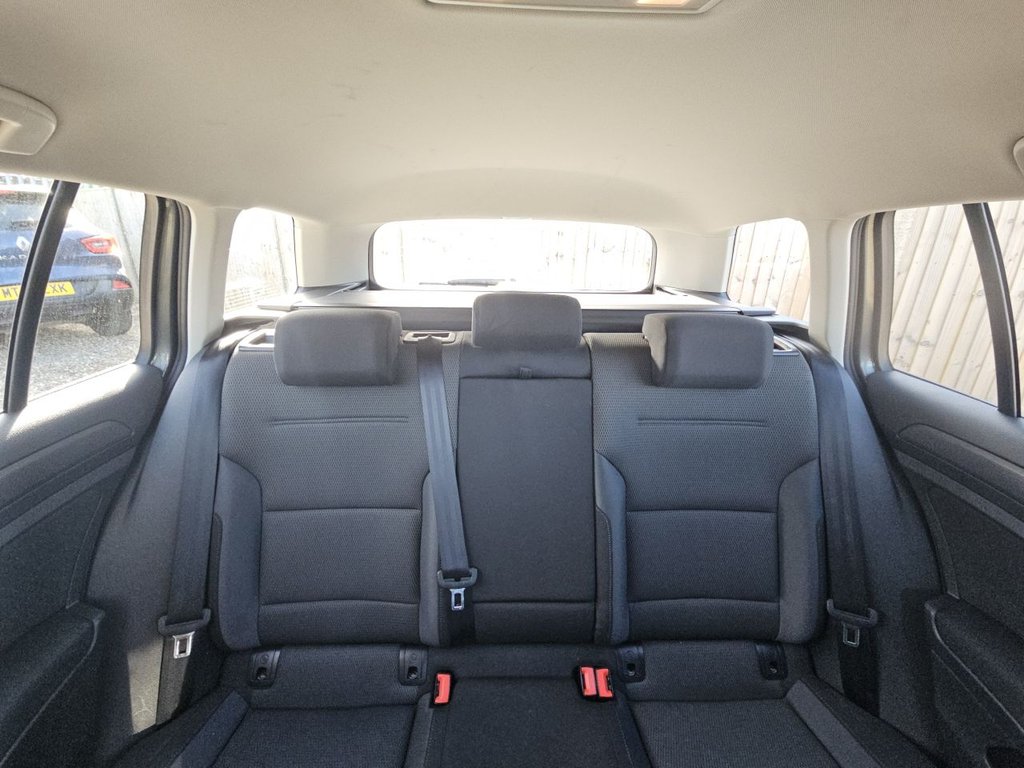 Used Volkswagen Golf 2018 for sale - 77976599: Photo 11