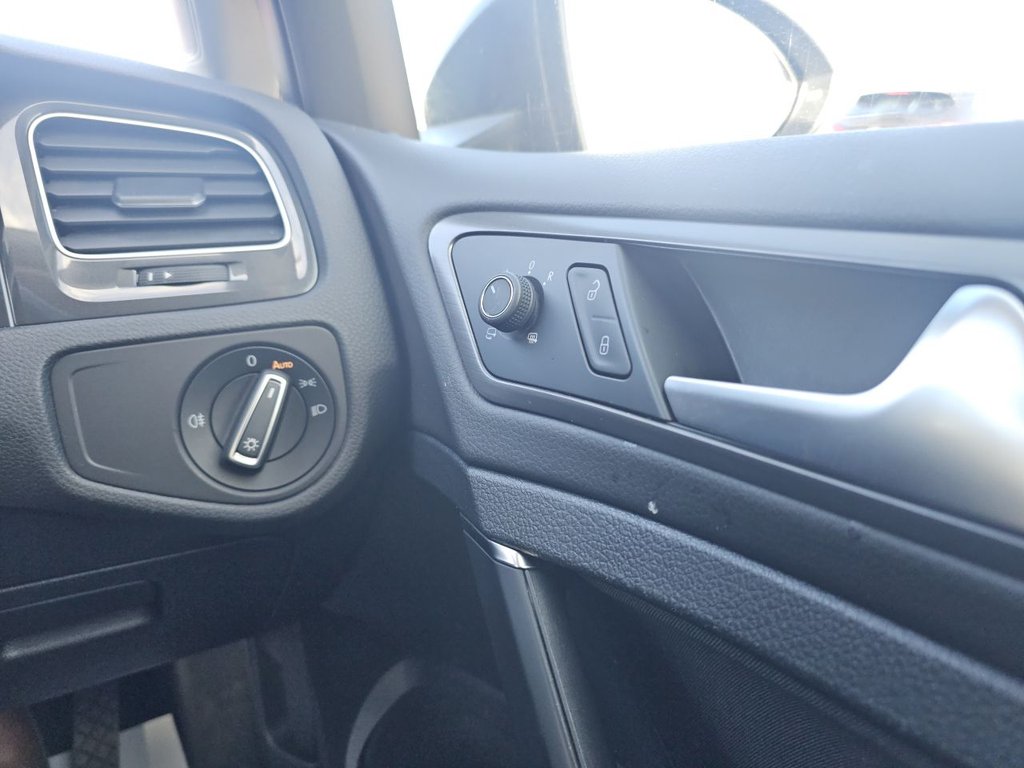 Used Volkswagen Golf 2018 for sale - 77976599: Photo 14