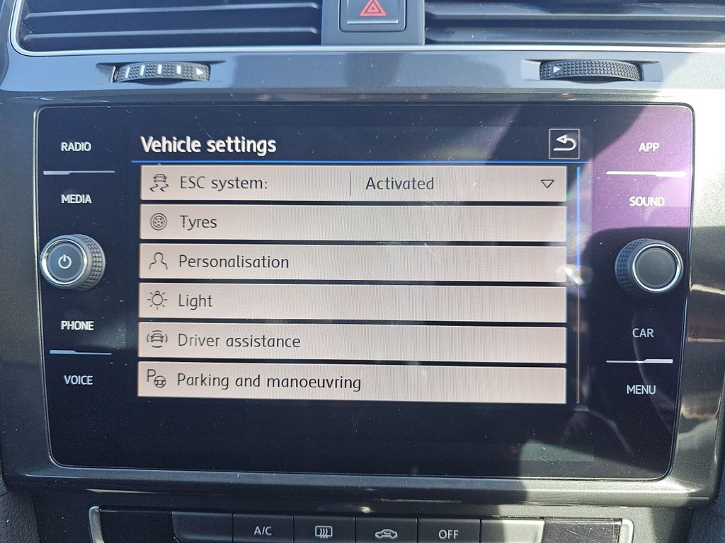 Used Volkswagen Golf 2018 for sale - 77976599: Photo 17