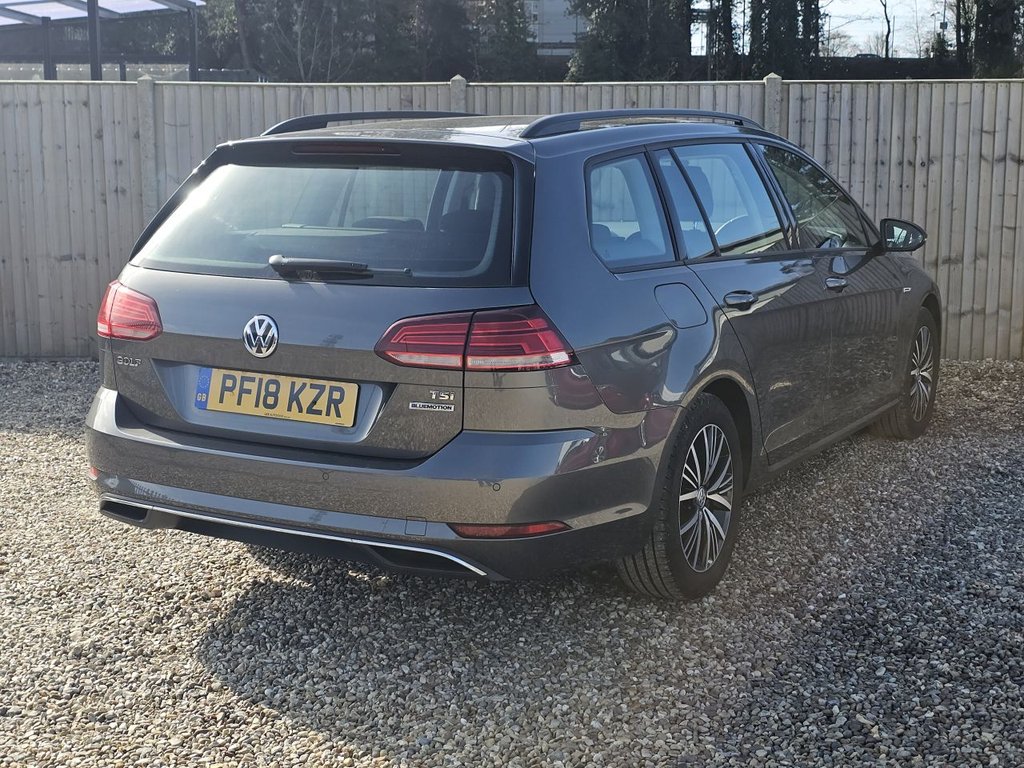 Used Volkswagen Golf 2018 for sale - 77976599: Photo 5