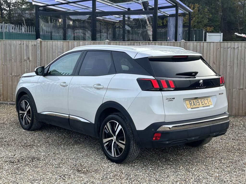 Used Peugeot 3008 2019 for sale - 76417186: Photo 3