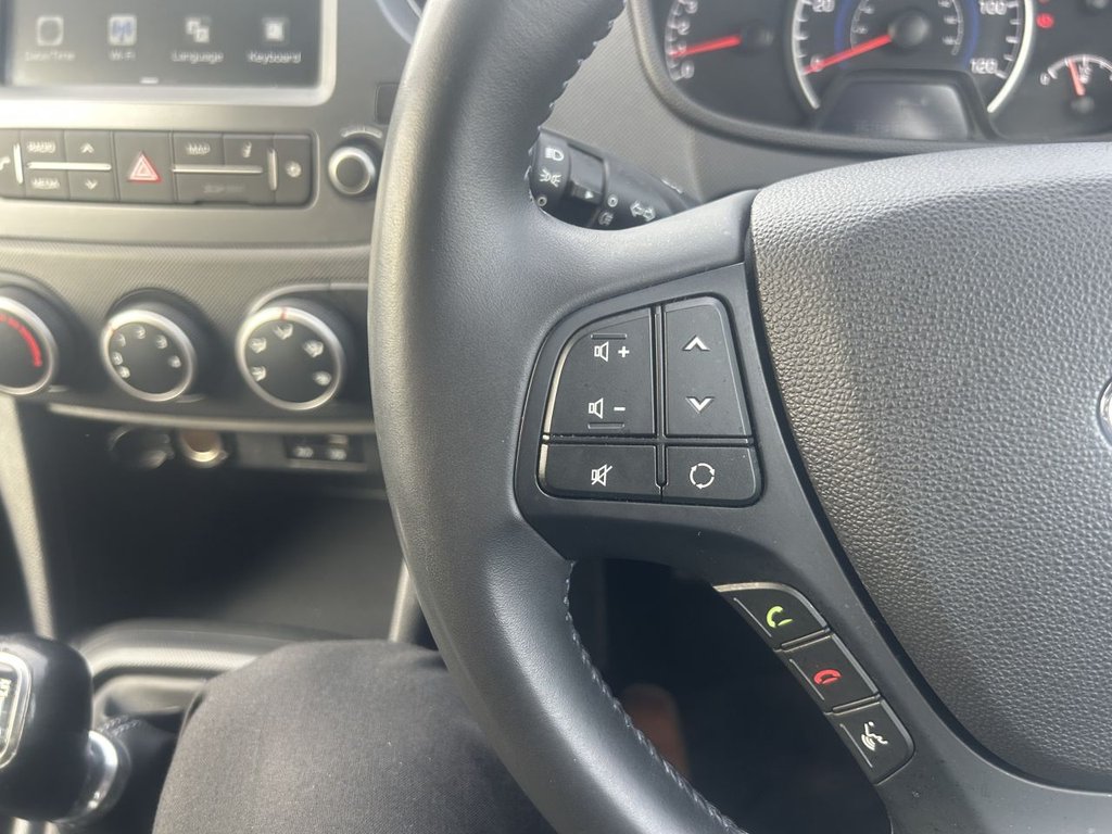 Used Hyundai i10 2019 for sale - 76147356: Photo 14
