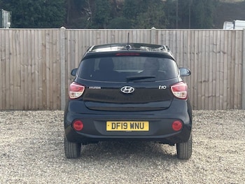 Used Hyundai i10 2019 for sale - 76147356: Photo 4