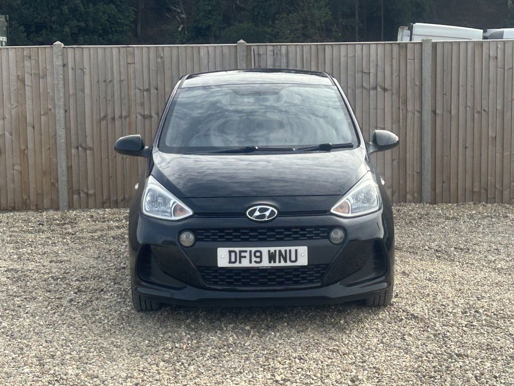 Used Hyundai i10 2019 for sale - 76147356: Photo 8