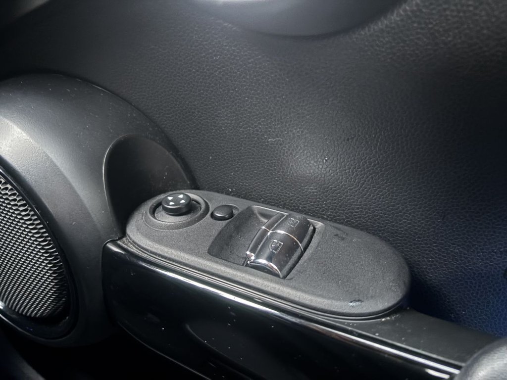 Used MINI Hatch 2018 for sale - 77534055: Photo 15