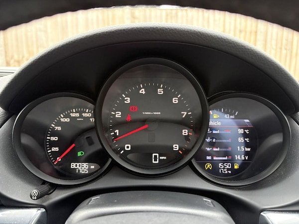 Used Porsche Boxster 2013 for sale - 76235489: Photo 16