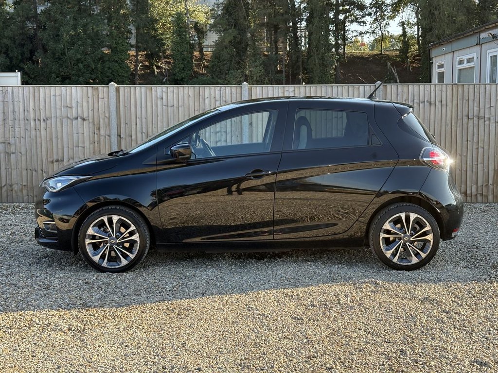 Used Renault Zoe 2020 for sale - 76010351: Photo 2