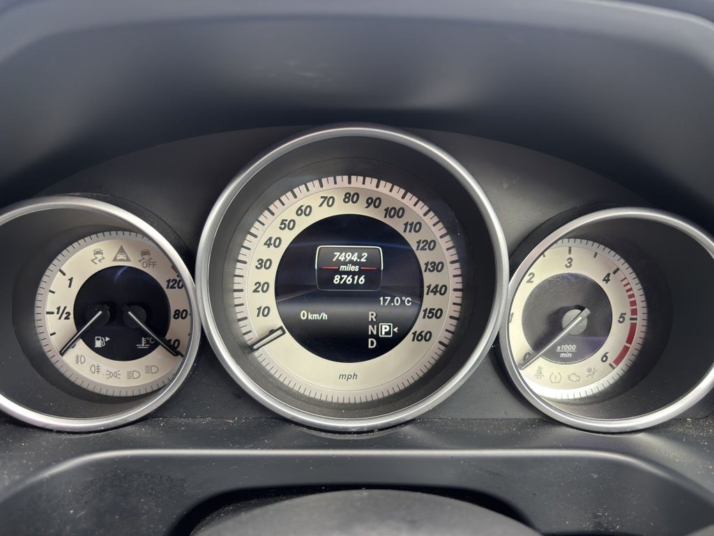 Used Mercedes-Benz E Class 2015 for sale - 76429611: Photo 12