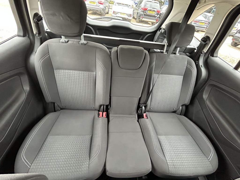 Used Ford Grand C-Max 2016 for sale - 78096362: Photo 11