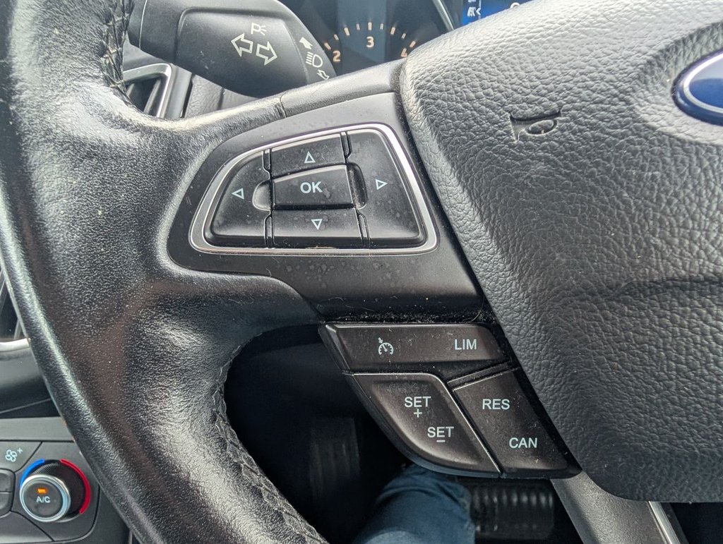 Used Ford Focus 2015 for sale - 76797518: Photo 13