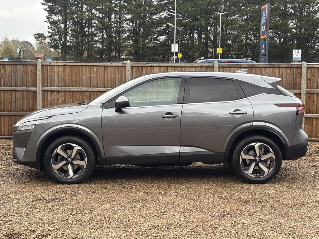 Used Nissan Qashqai 2022 for sale - 76547155: Photo 2