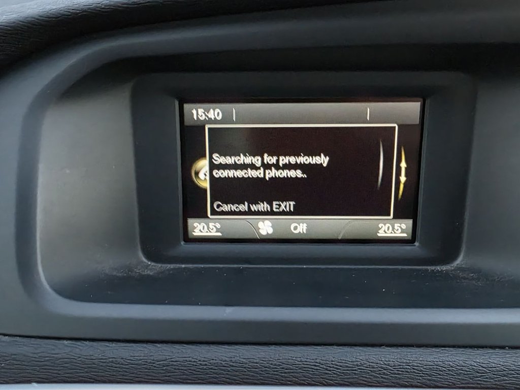 Used Volvo V40 2015 for sale - 77101086: Photo 16