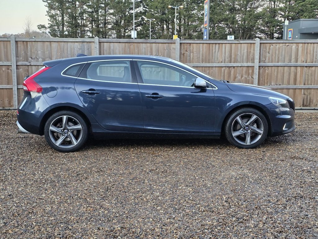 Used Volvo V40 2015 for sale - 77101086: Photo 6