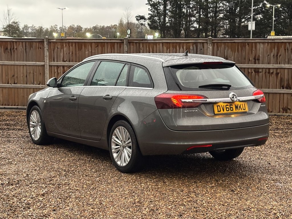 Used Vauxhall Insignia 2016 for sale - 76642384: Photo 3