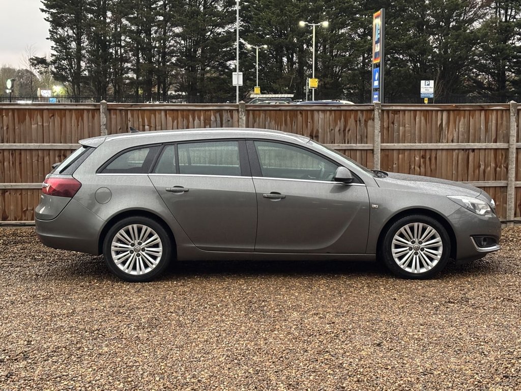 Used Vauxhall Insignia 2016 for sale - 76642384: Photo 6