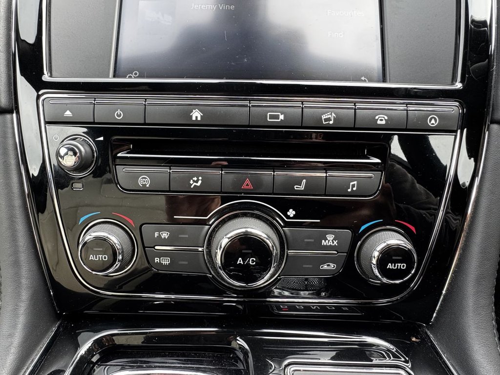 Used Jaguar XJ 2017 for sale - 75998761: Photo 22