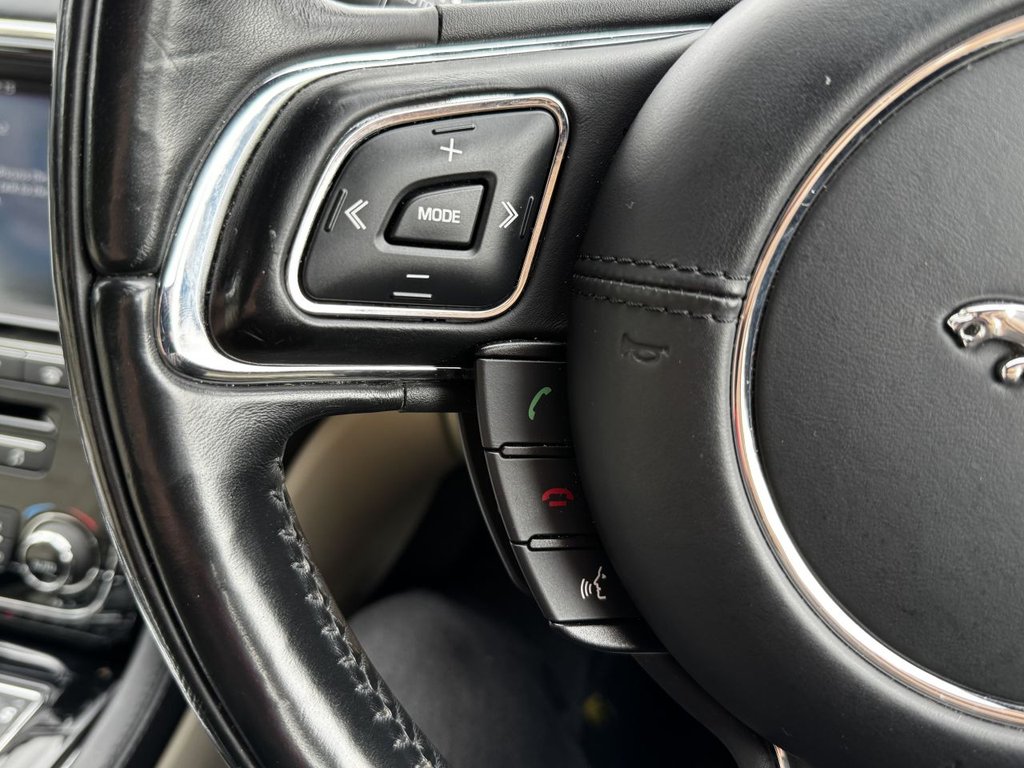 Used Jaguar XJ 2017 for sale - 75998761: Photo 28