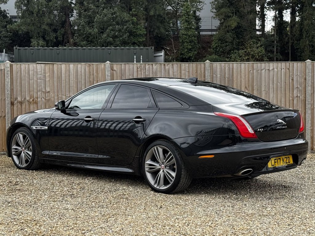 Used Jaguar XJ 2017 for sale - 75998761: Photo 3
