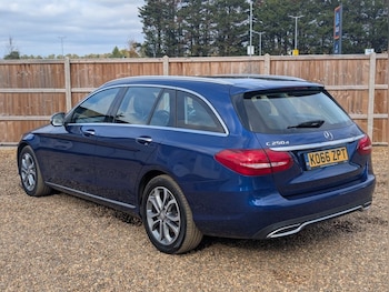Used Mercedes-Benz C-Class 2017 for sale - 76223501: Photo 3