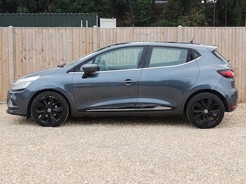 Used Renault Clio 2017 for sale - 75912063: Photo