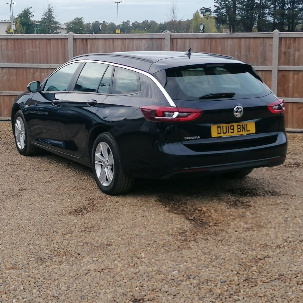 Used Vauxhall Insignia 2019 for sale - 76345213: Photo 3