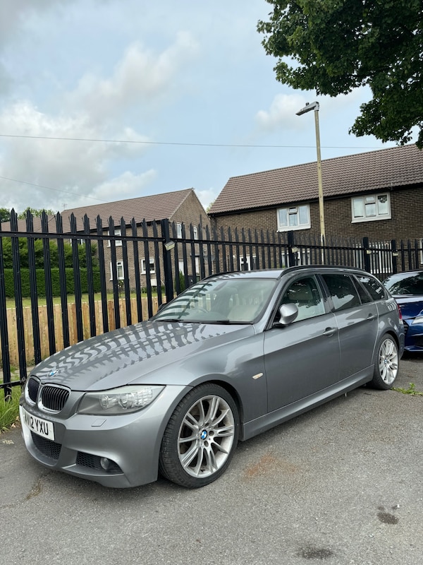 Used BMW 3 Series 2012 for sale - 74764198: Photo 1