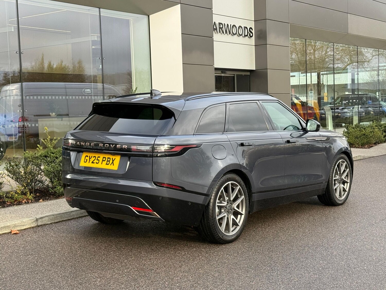 Used Land Rover Range Rover Velar 2025 for sale - 77550605: Photo 12