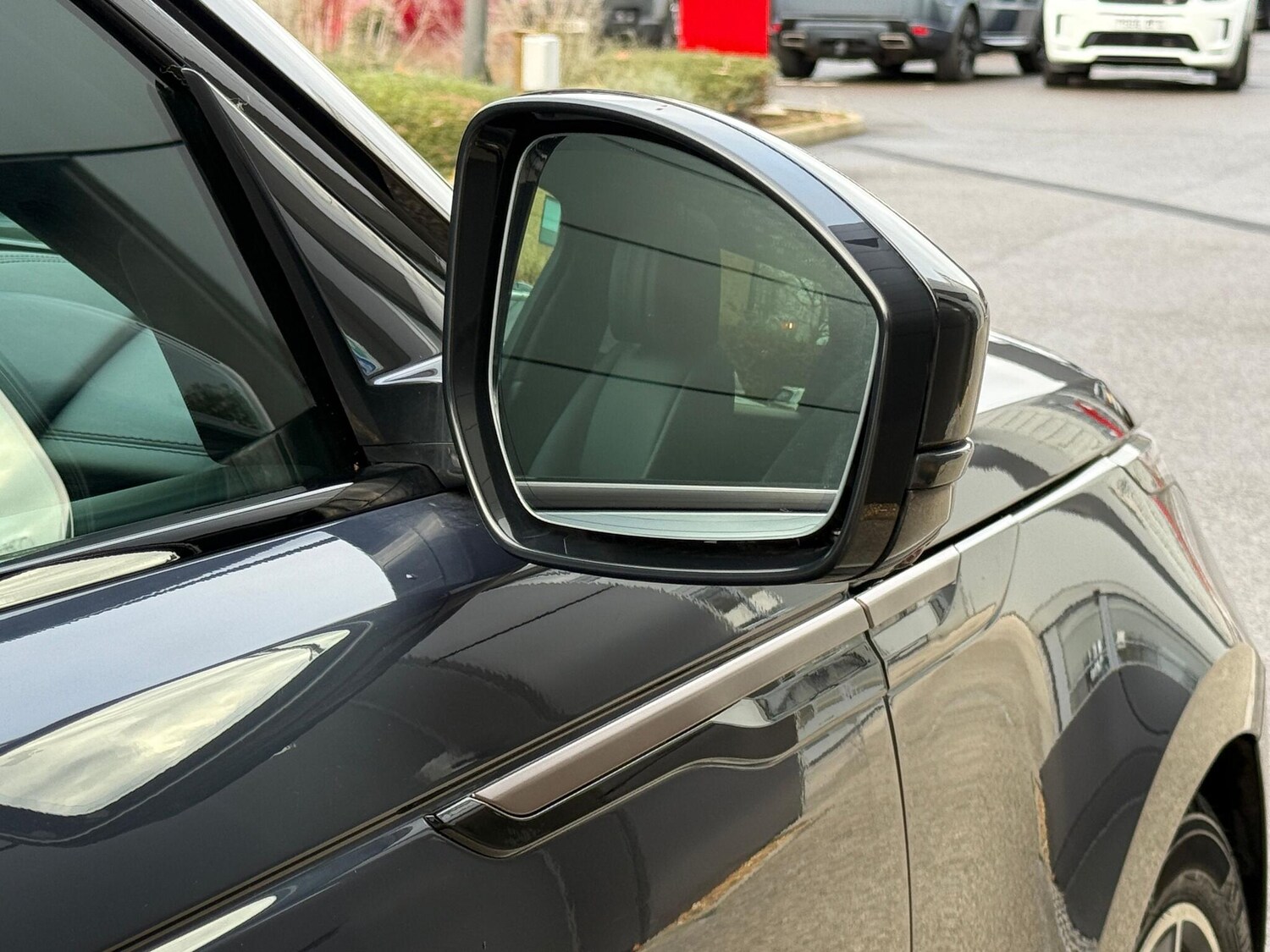 Used Land Rover Range Rover Velar 2025 for sale - 77550605: Photo 13