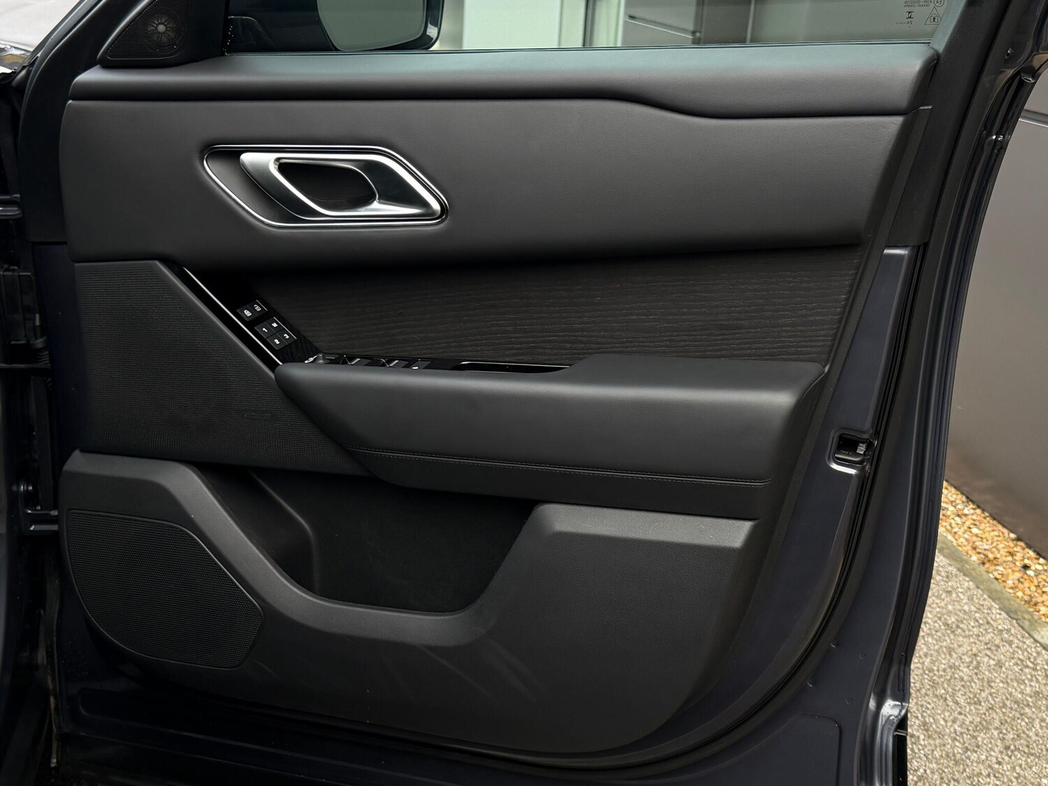 Used Land Rover Range Rover Velar 2025 for sale - 77550605: Photo 52