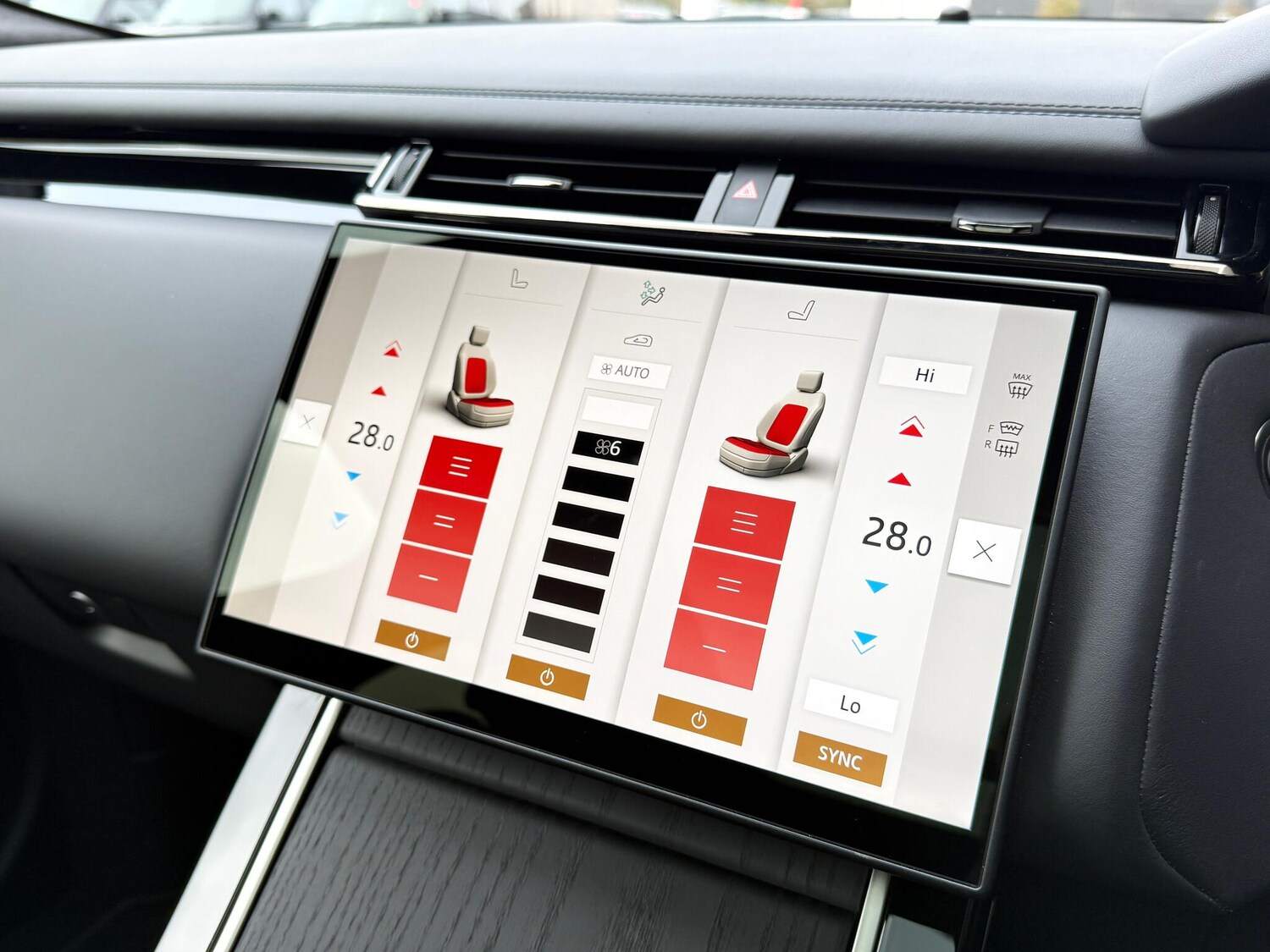 Used Land Rover Range Rover Velar 2025 for sale - 77550605: Photo 60