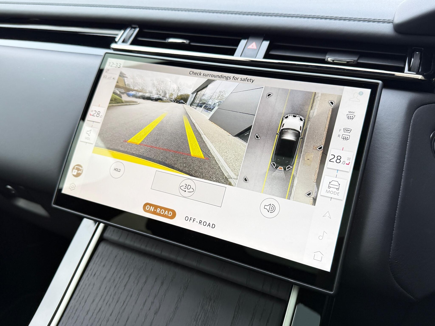 Used Land Rover Range Rover Velar 2025 for sale - 77550605: Photo 7