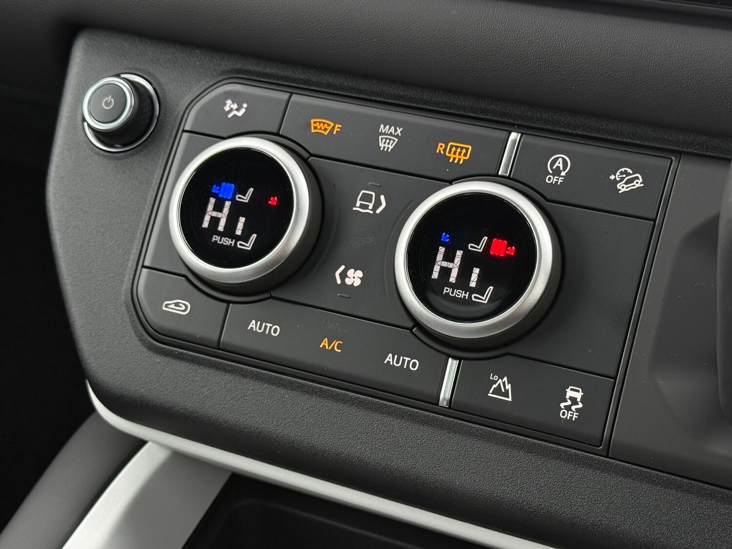 Used Land Rover Defender 2025 for sale - 77484390: Photo 21