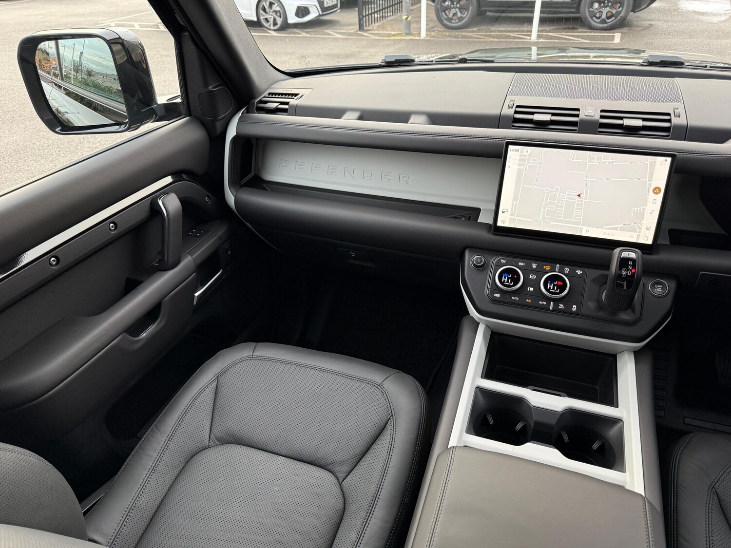 Used Land Rover Defender 2025 for sale - 77484390: Photo 23