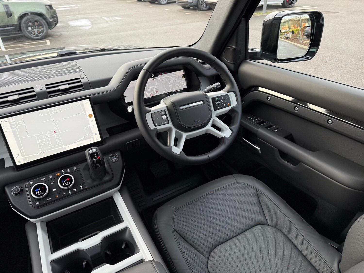 Used Land Rover Defender 2025 for sale - 77484390: Photo 25