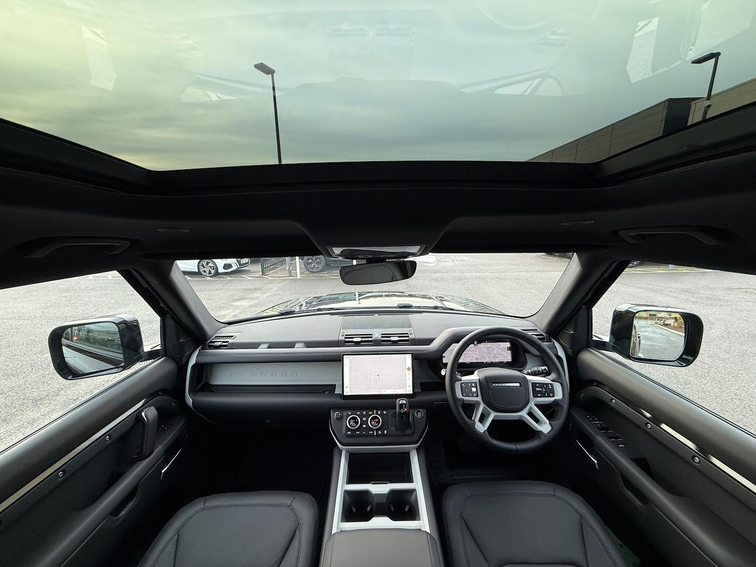 Used Land Rover Defender 2025 for sale - 77484390: Photo 3