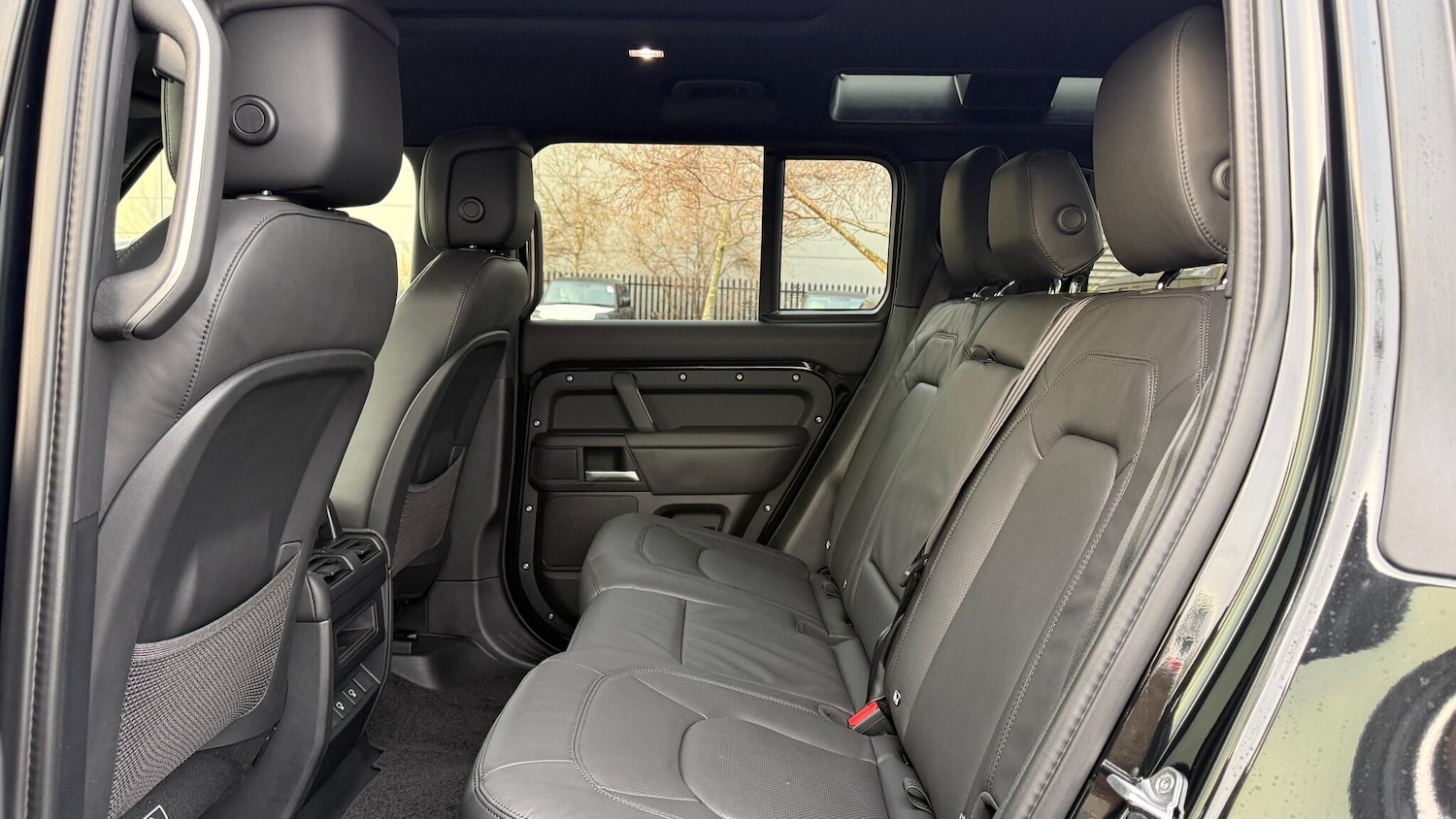 Used Land Rover Defender 2025 for sale - 77484390: Photo 49